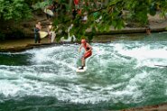 Surfen am Eisbach